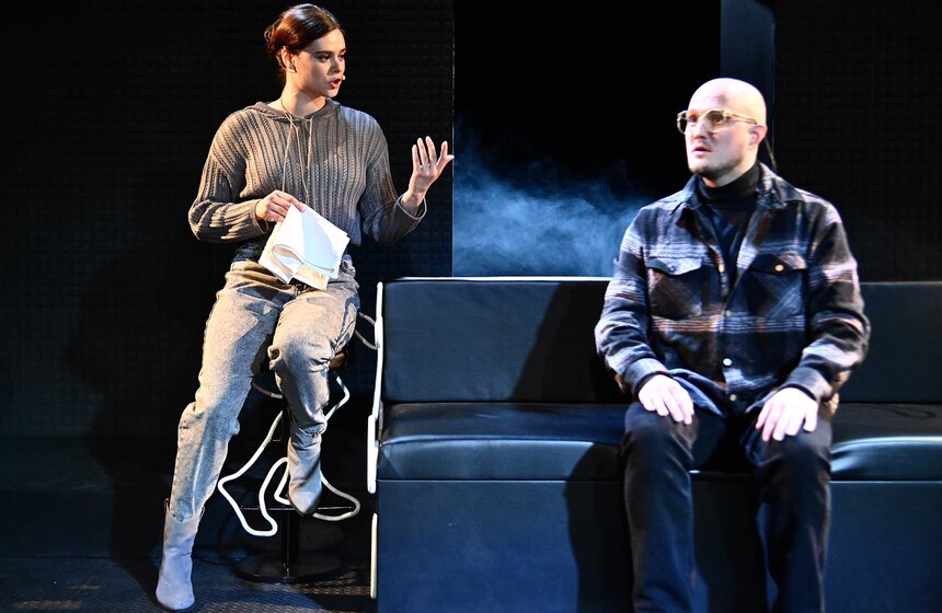 Спектакль "В тишине" по одноименной пьесе драматурга Малягина показали в Москве 20 фото