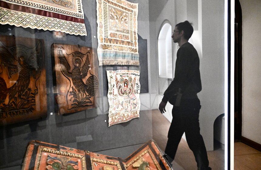 Выставка "Великолепие русского костюма" открылась в "Царицыне" 6 фото