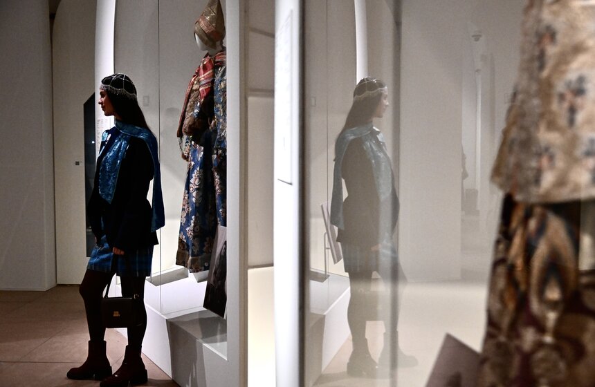 Выставка "Великолепие русского костюма" открылась в "Царицыне" 12 фото