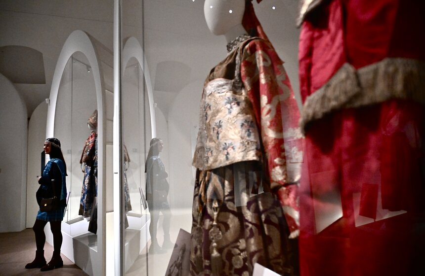 Выставка "Великолепие русского костюма" открылась в "Царицыне" 31 фото