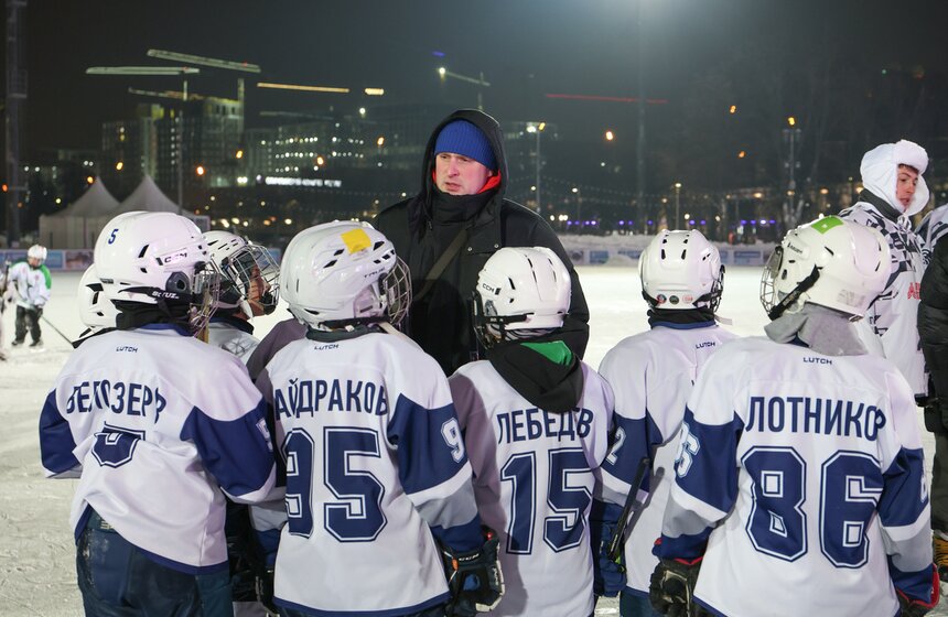 Гала-матч со звездами прошел в "Лужниках" в рамках Московской недели хоккея 4 фото