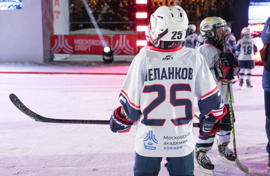 Гала-матч со звездами прошел в "Лужниках" в рамках Московской недели хоккея 7 фото