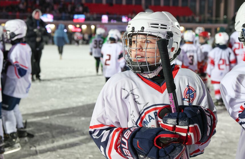Гала-матч со звездами прошел в "Лужниках" в рамках Московской недели хоккея 10 фото