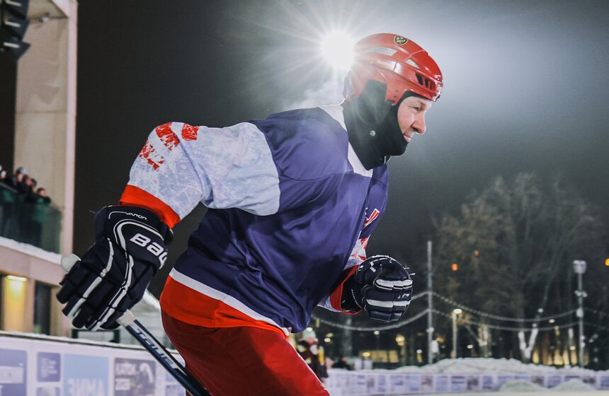 Гала-матч со звездами прошел в "Лужниках" в рамках Московской недели хоккея 9 фото