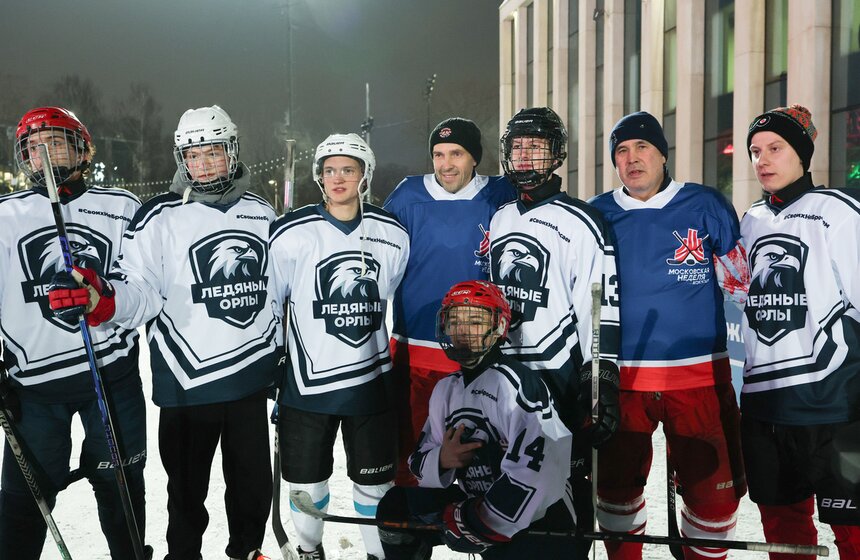 Гала-матч со звездами прошел в "Лужниках" в рамках Московской недели хоккея 20 фото