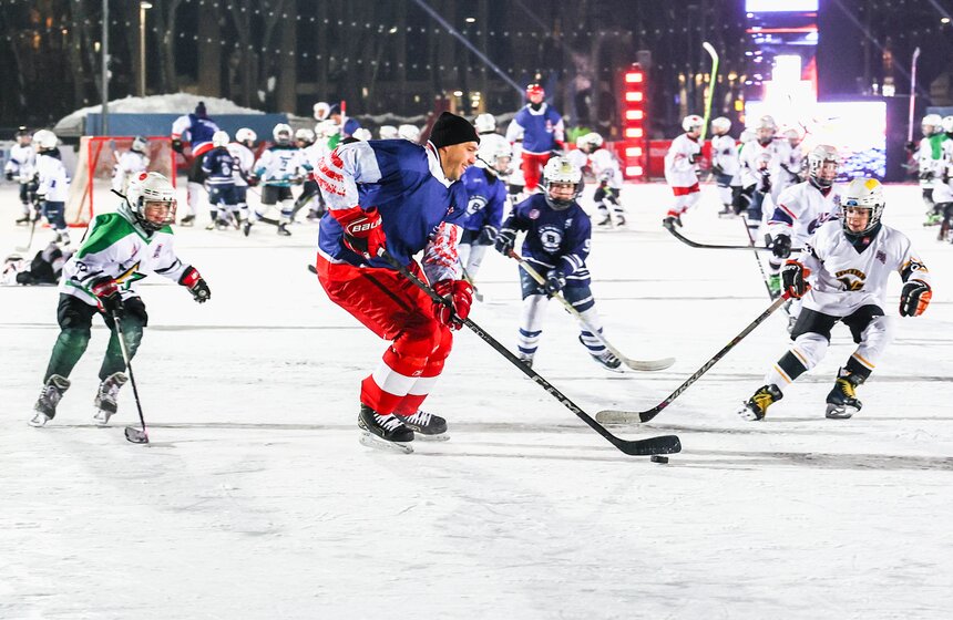 Гала-матч со звездами прошел в "Лужниках" в рамках Московской недели хоккея 13 фото
