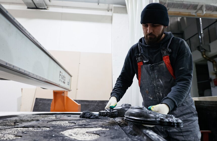 Арт-объекты для фестиваля "Масленица" начали готовить на Тверской площади 18 фото