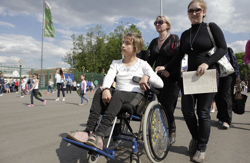 В "Лужниках" прошел фестиваль "Надежда" для детей-инвалидов 3 фото