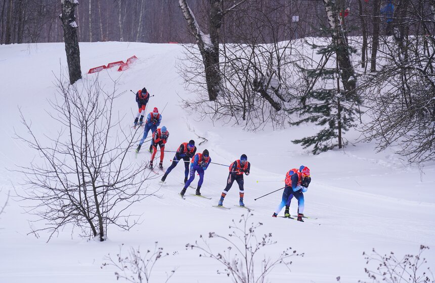Массовая гонка "Лыжня России – 2026" прошла на юго-западе Москвы 10 фото