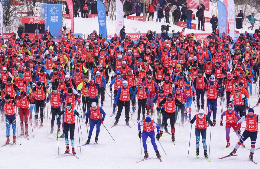 Массовая гонка "Лыжня России – 2026" прошла на юго-западе Москвы 7 фото