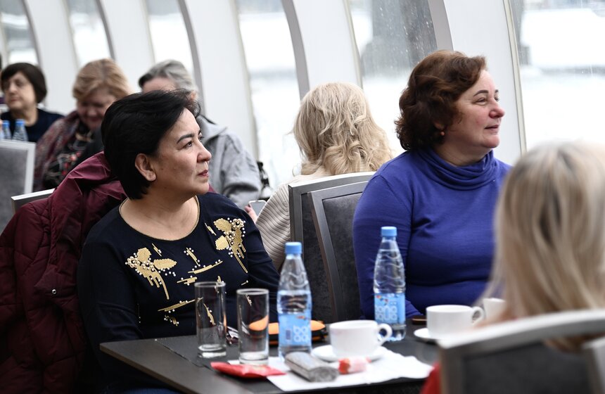 Участники "Московского долголетия" могут бесплатно посетить речные экскурсии 22 фото