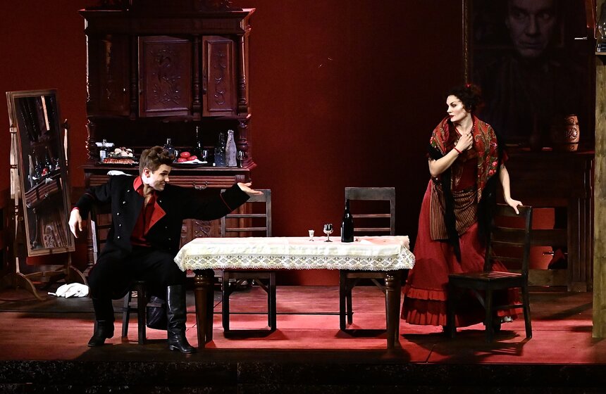 Премьера спектакля "На бойком месте" состоялась в Театре сатиры 2 фото