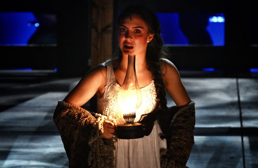 Премьера спектакля "На бойком месте" состоялась в Театре сатиры 16 фото