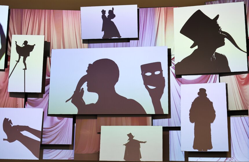 Музей русского импрессионизма представил выставку о карнавалах и маскарадах "Под маской" 6 фото