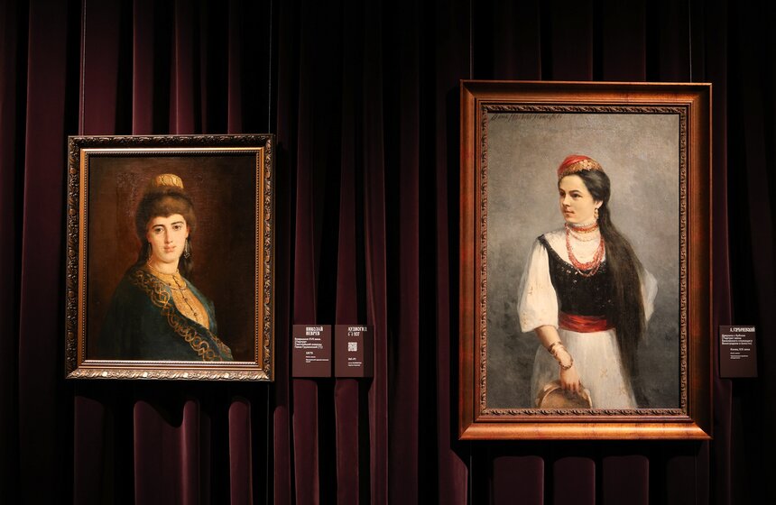 Музей русского импрессионизма представил выставку о карнавалах и маскарадах "Под маской" 28 фото