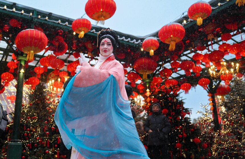 Фестиваль "Китайский Новый год в Москве" открылся на Манежной площади 6 фото