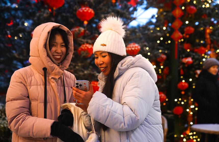 Фестиваль "Китайский Новый год в Москве" открылся на Манежной площади 29 фото