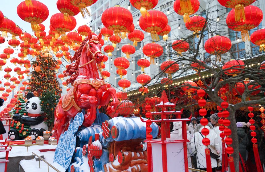 Фестиваль "Китайский Новый год в Москве" открылся на Манежной площади 3 фото
