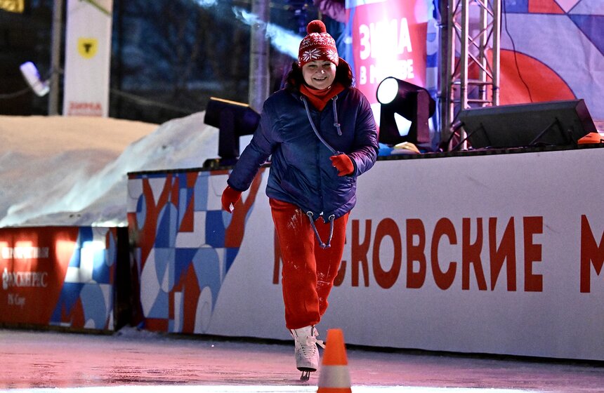 Массовый забег на коньках "Московские молнии" прошел на катке ВДНХ 19 фото