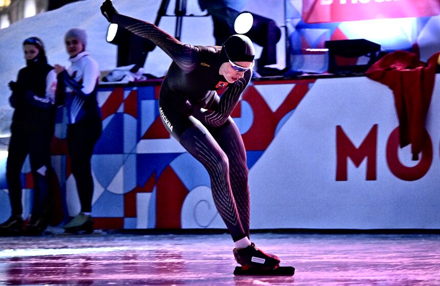 Массовый забег на коньках "Московские молнии" прошел на катке ВДНХ 9 фото