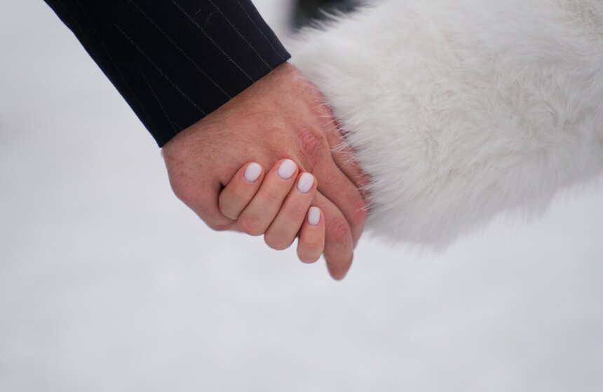 Церемонии бракосочетания впервые прошли на катке в "Лужниках" 25 фото