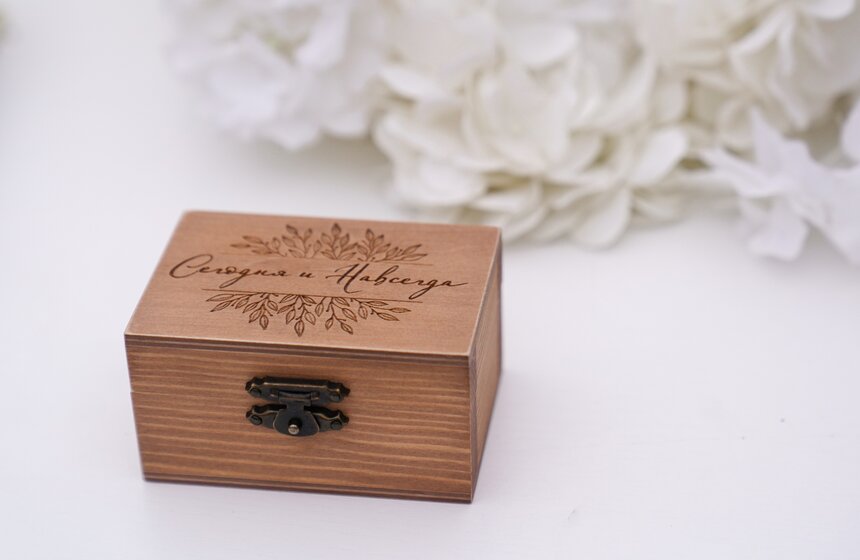 Церемонии бракосочетания впервые прошли на катке в "Лужниках" 8 фото