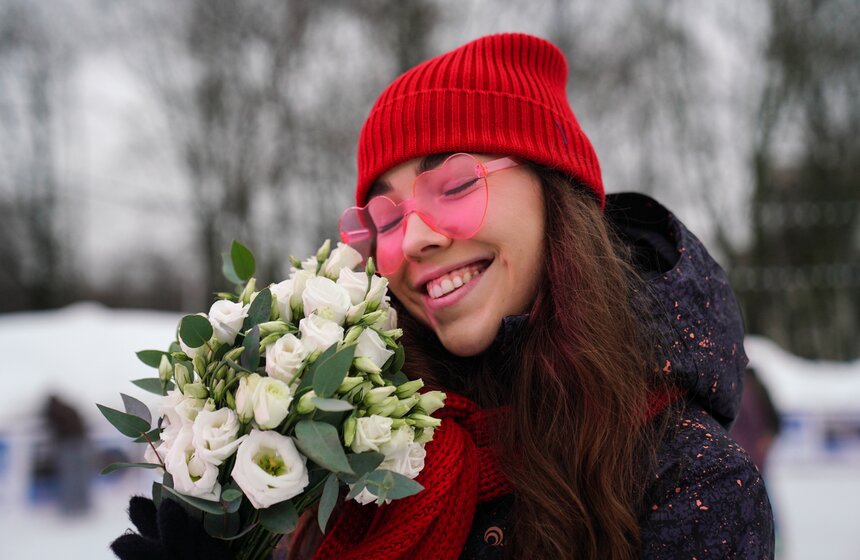 Церемонии бракосочетания впервые прошли на катке в "Лужниках" 29 фото