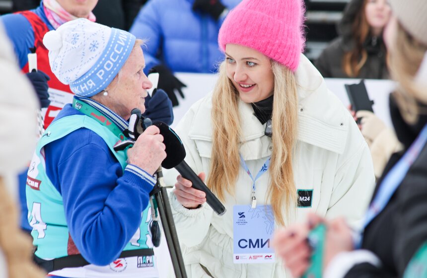 Ретрогонка "Это все еще я" прошла в Москве в рамках лыжного фестиваля "Гонка Легкова" 33 фото