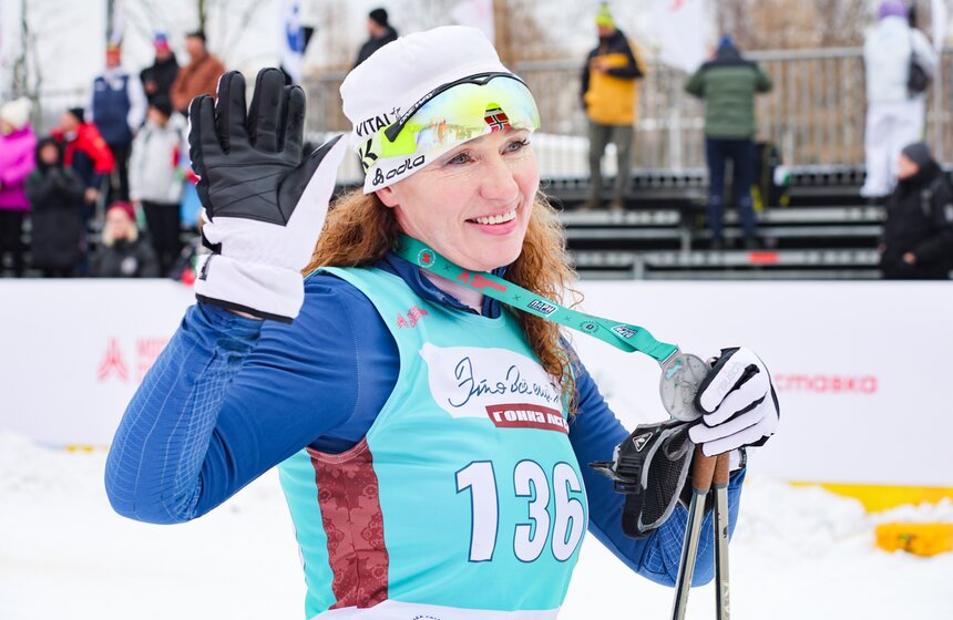 Ретрогонка "Это все еще я" прошла в Москве в рамках лыжного фестиваля "Гонка Легкова" 30 фото