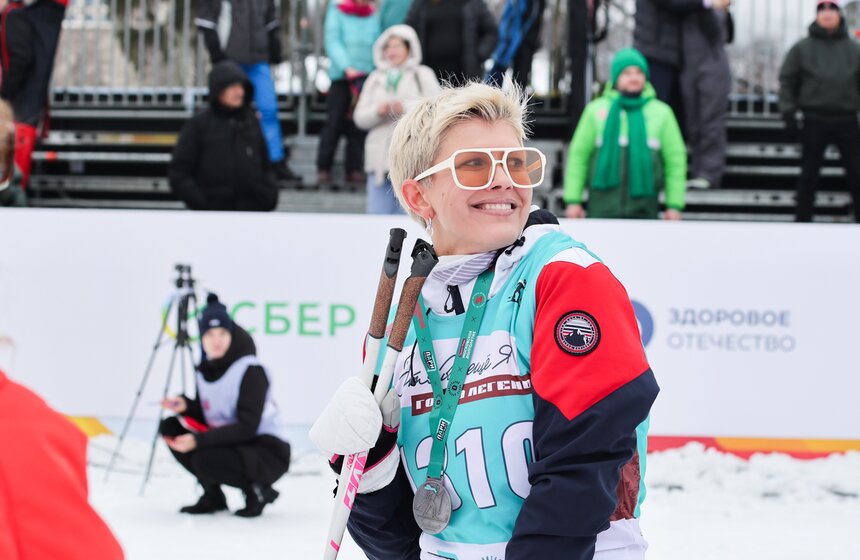 Ретрогонка "Это все еще я" прошла в Москве в рамках лыжного фестиваля "Гонка Легкова" 32 фото