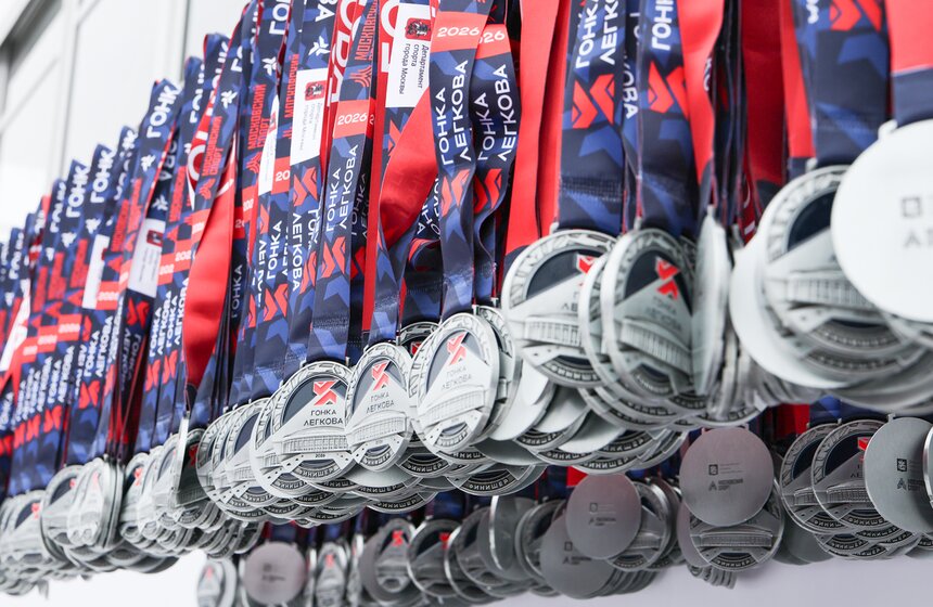 Ретрогонка "Это все еще я" прошла в Москве в рамках лыжного фестиваля "Гонка Легкова" 38 фото