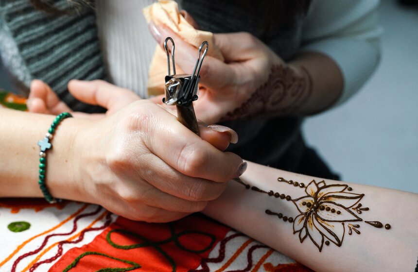 В столице прошла традиционная индийская ярмарка "Delhi базар" 31 фото