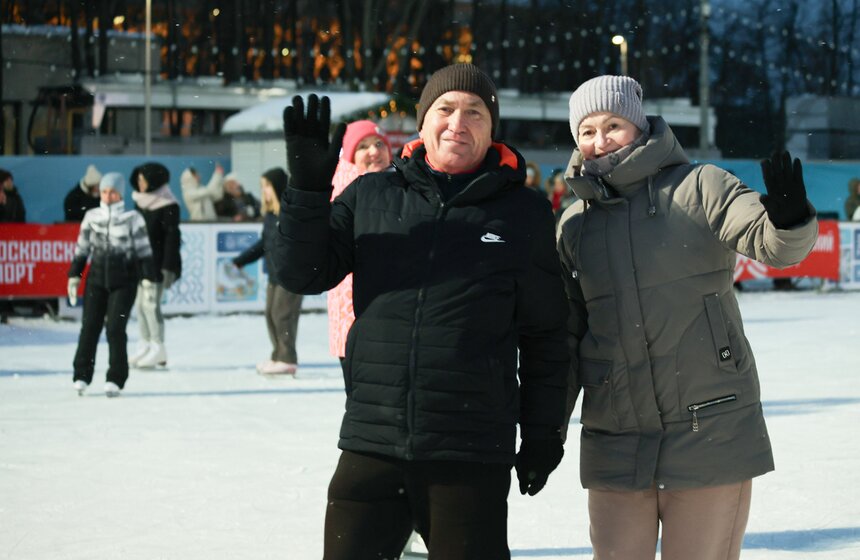 Массовая тренировка в рамках открытия недели фигурного катания прошла в "Лужниках" 31 фото