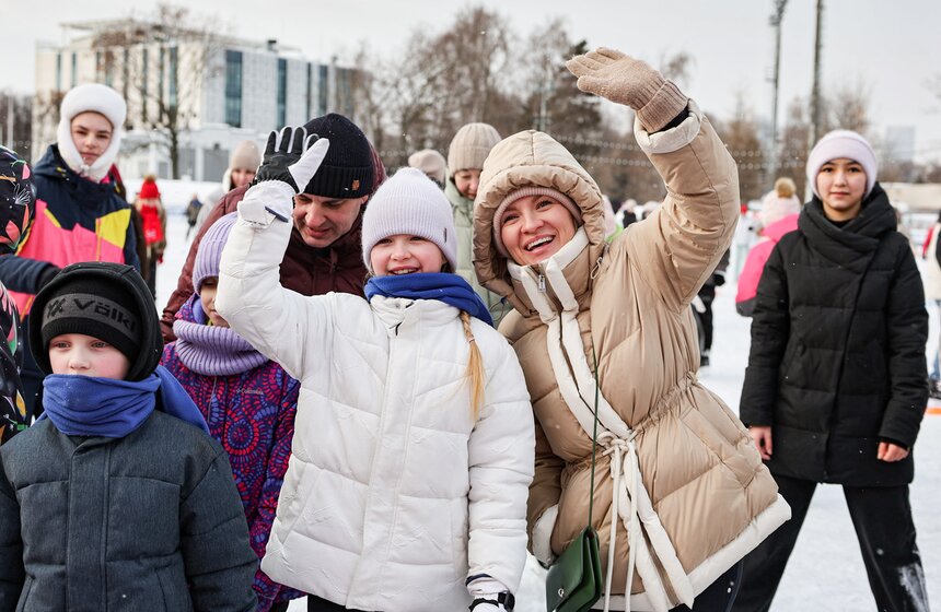Массовая тренировка в рамках открытия недели фигурного катания прошла в "Лужниках" 21 фото
