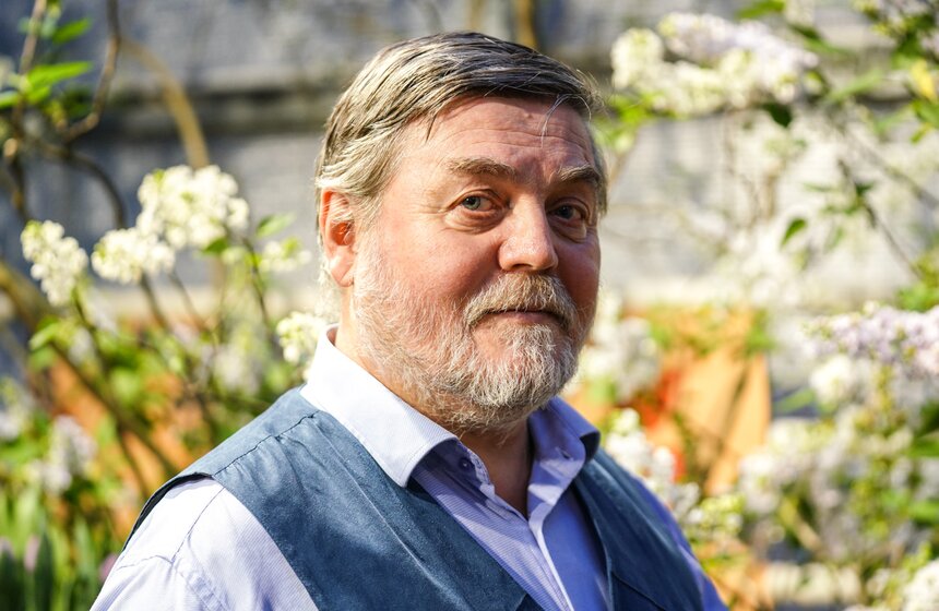 Выставка "Репетиция весны" открылась в "Аптекарском огороде" 10 фото