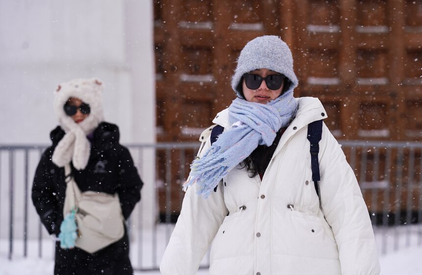 На Москву обрушился мощный снегопад 18 фото