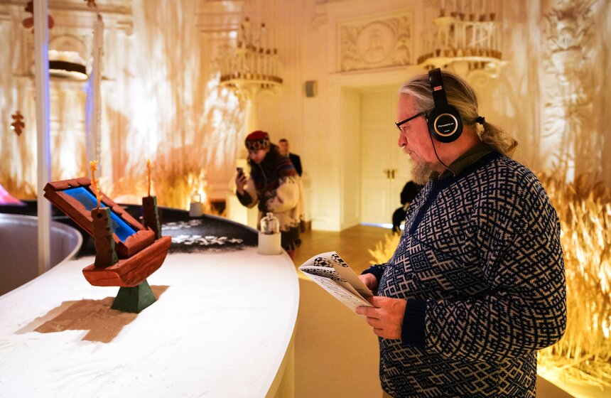 Арт-проект "РУниверсум" открылся в Петровском путевом дворце 26 фото