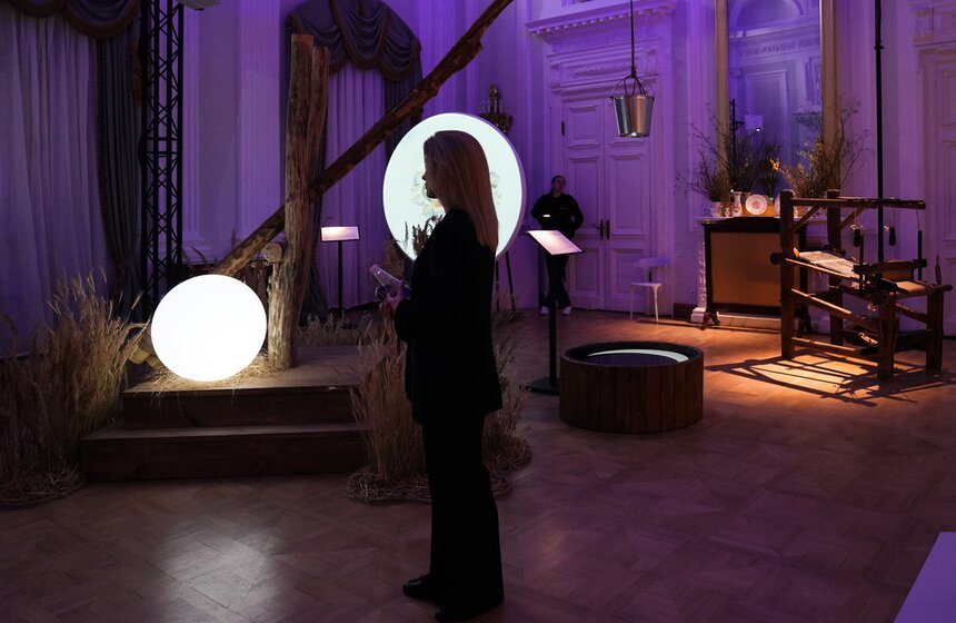 Арт-проект "РУниверсум" открылся в Петровском путевом дворце 46 фото