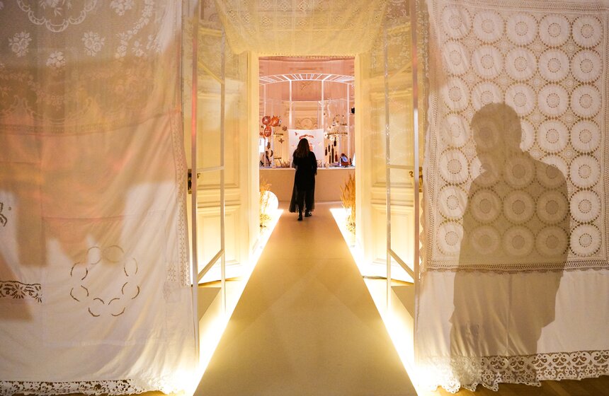 Арт-проект "РУниверсум" открылся в Петровском путевом дворце 14 фото