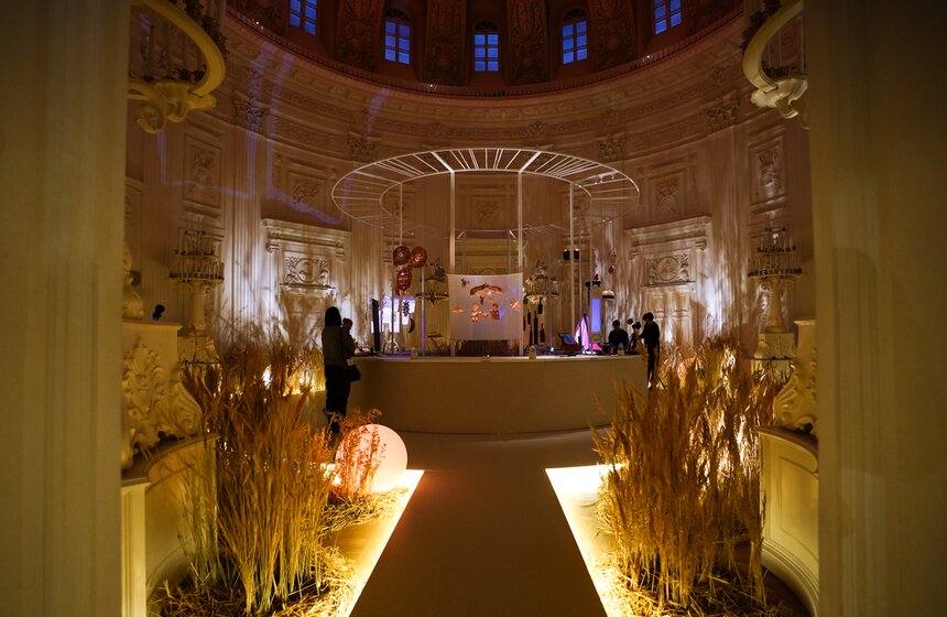 Арт-проект "РУниверсум" открылся в Петровском путевом дворце 3 фото