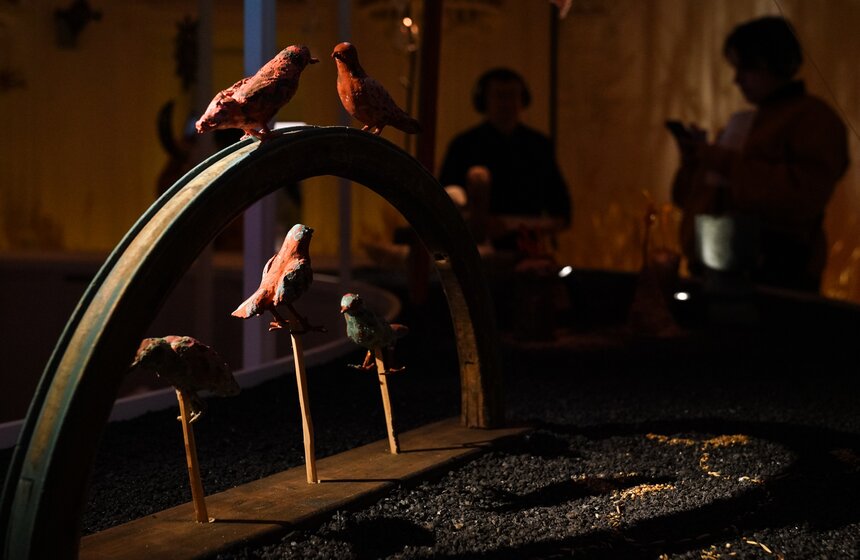 Арт-проект "РУниверсум" открылся в Петровском путевом дворце 47 фото