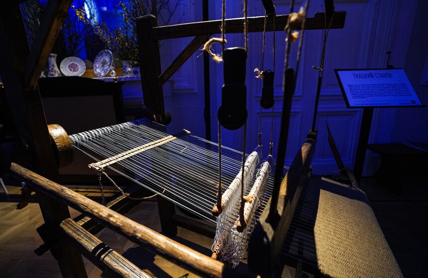 Арт-проект "РУниверсум" открылся в Петровском путевом дворце 30 фото