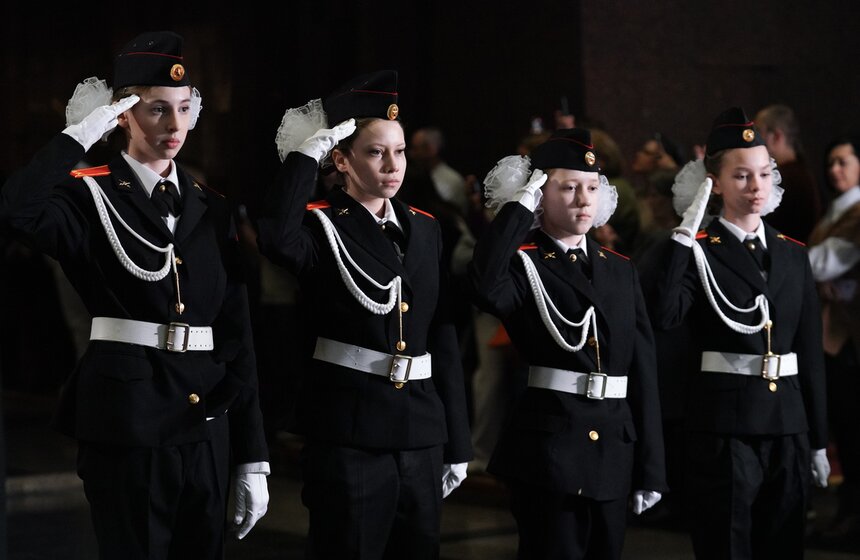 Церемония посвящения в кадеты прошла в Музее Победы 13 фото