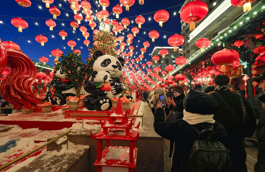 Китайский Новый год встретили на Манежной площади 42 фото
