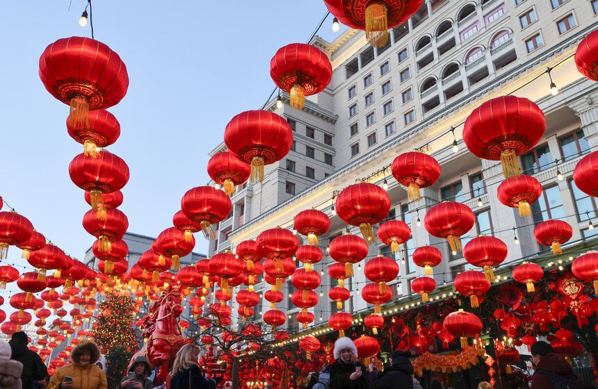 Китайский Новый год встретили на Манежной площади 8 фото