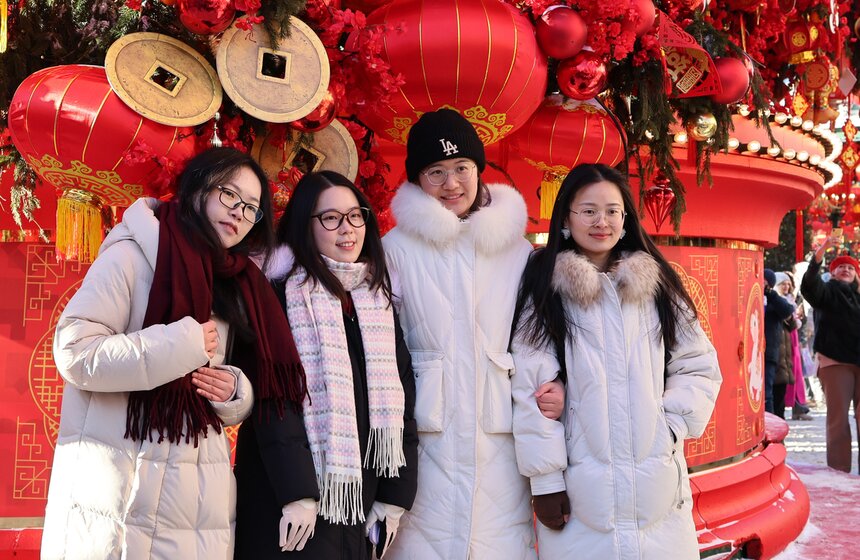 Китайский Новый год встретили на Манежной площади 24 фото