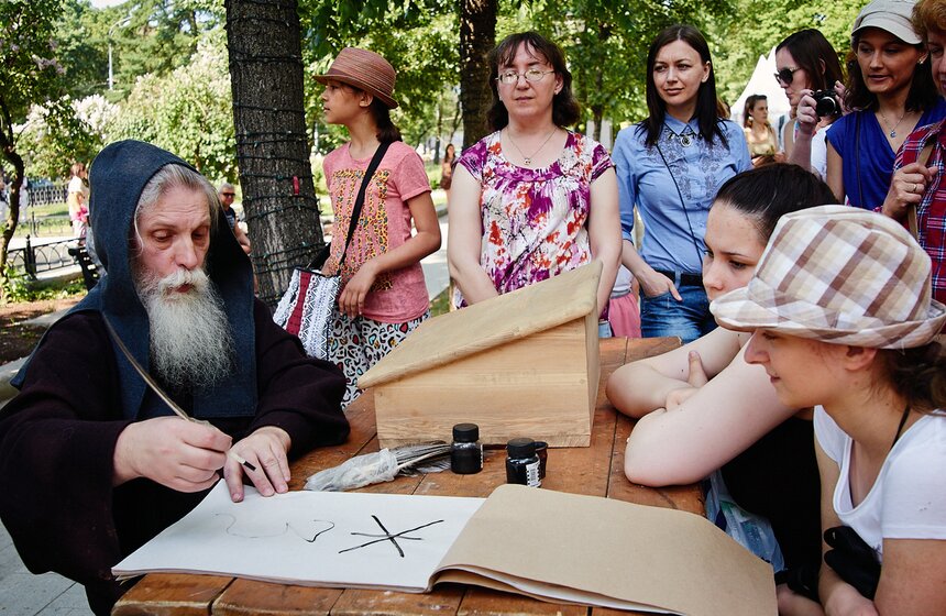 Тверской бульвар на один день стал "Улицей Истории" 1 фото