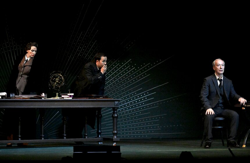 В Малом театре состоялась премьера спектакля "Проект инженера Гарина" 6 фото