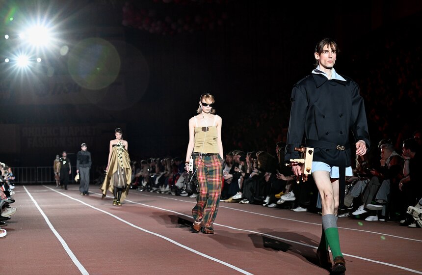 Показ "Яндекс Маркет Fashion Show SS'26" прошел в Москве 23 фото