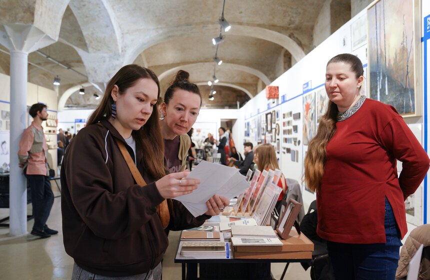 В Москве открылась обновленная ярмарка "Вин-Вин" 22 фото